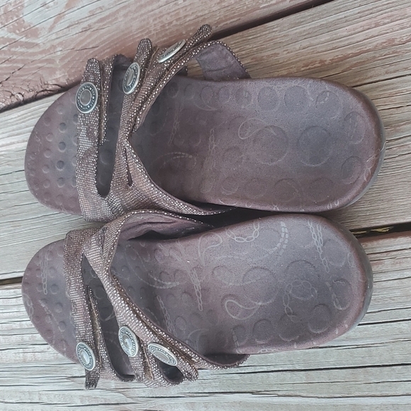 Orthoheel Vionic Flip Flop Flats Dnake Triple Strap Sandals Shoes sz 9 - Picture 9 of 10